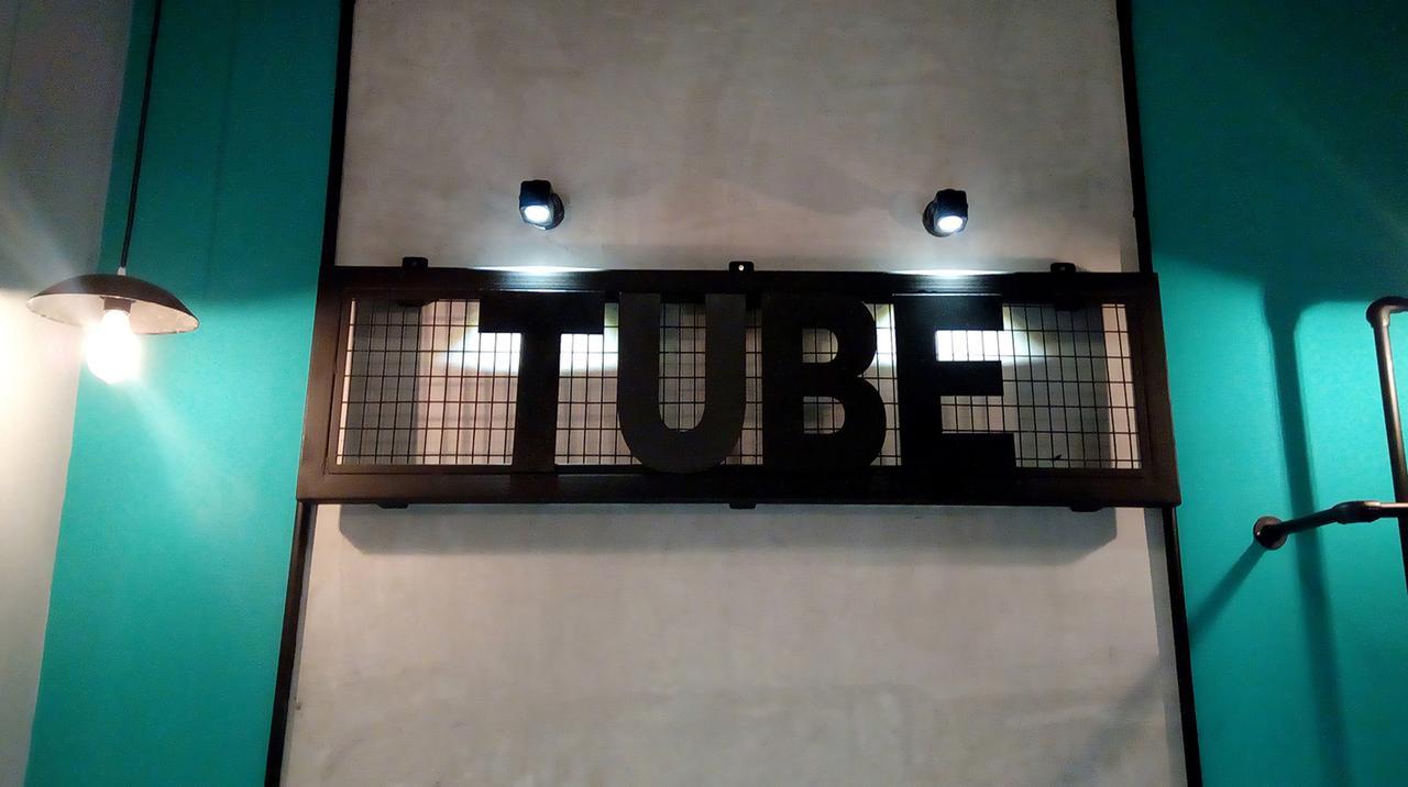 Tube Hotel Klebang Melaka Buitenkant foto