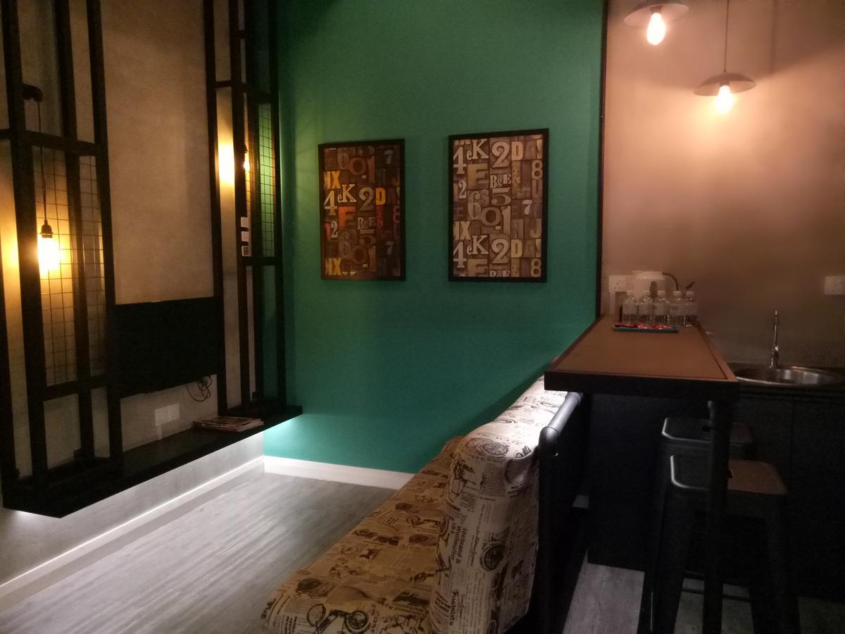 Tube Hotel Klebang Melaka Buitenkant foto