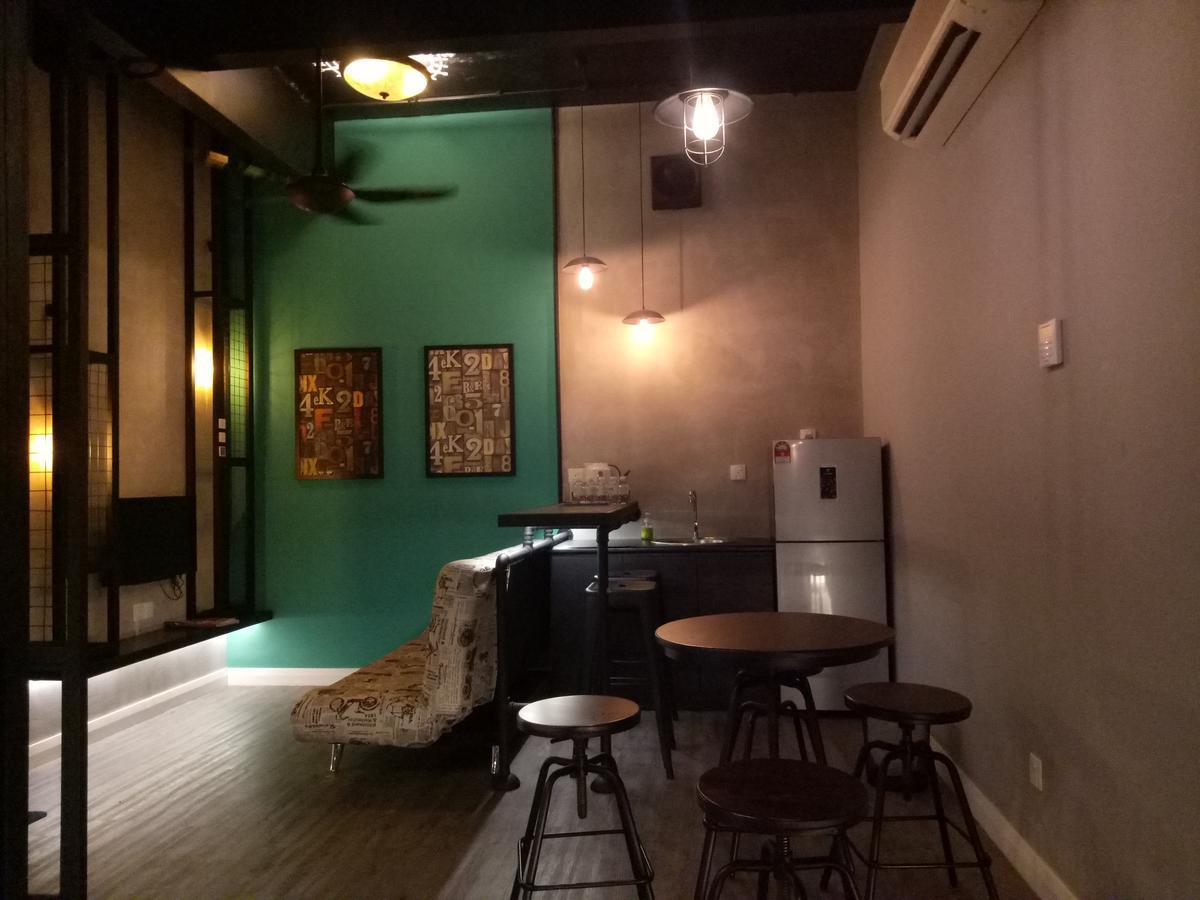 Tube Hotel Klebang Melaka Buitenkant foto