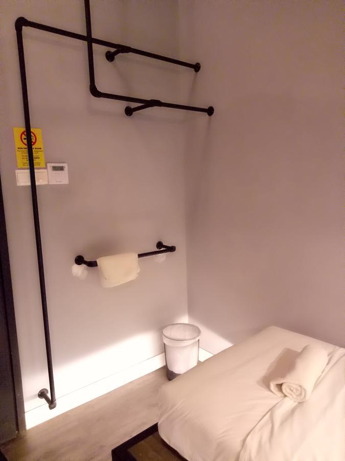 Tube Hotel Klebang Melaka Buitenkant foto